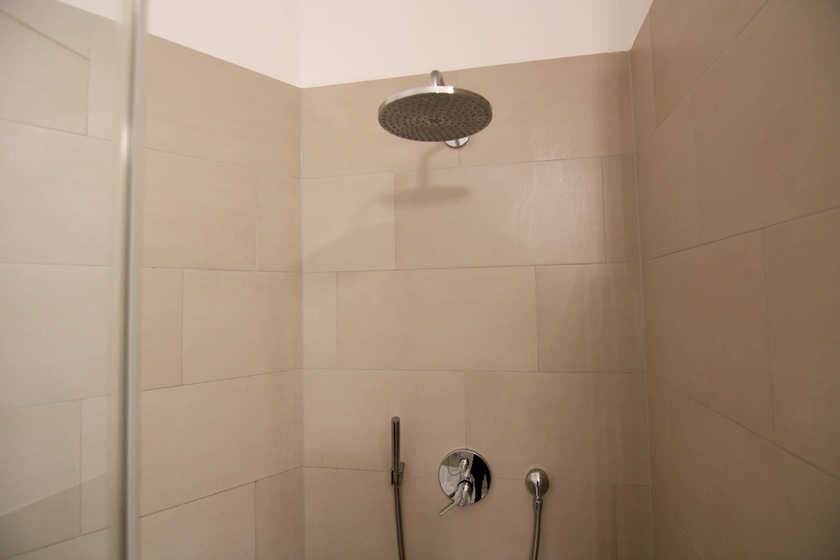 Elegantes Bad mit Wa+Du