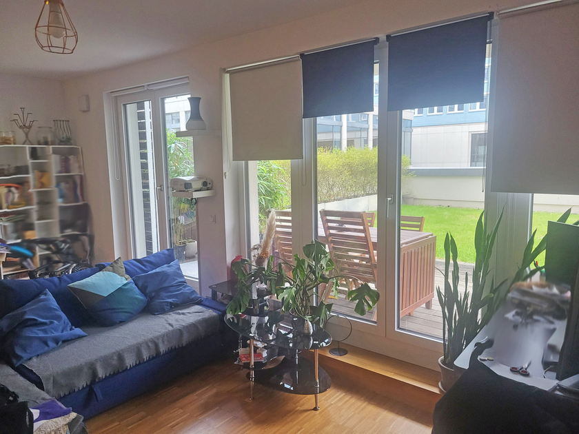 Geräumiges Wohnzimmer