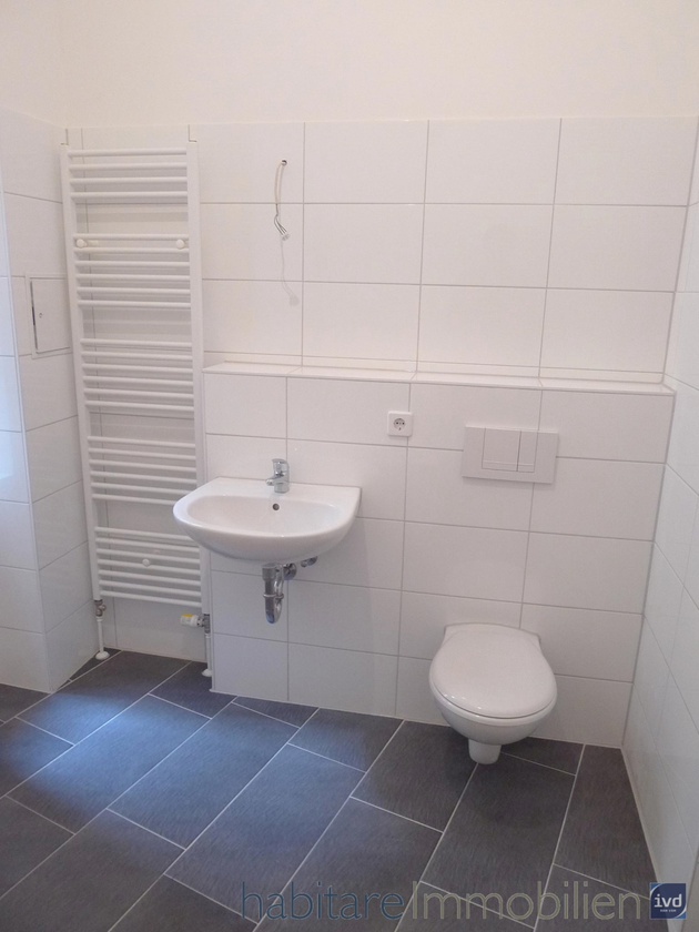 Saniertes Wannenbad, Bild 3