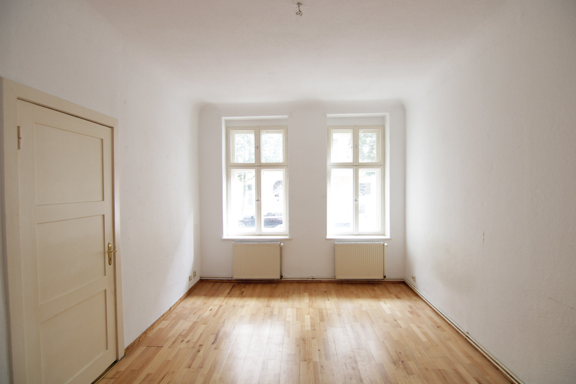 Geräumiges Wohnzimmer