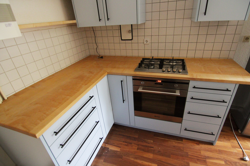 Küche mit kleiner EBK