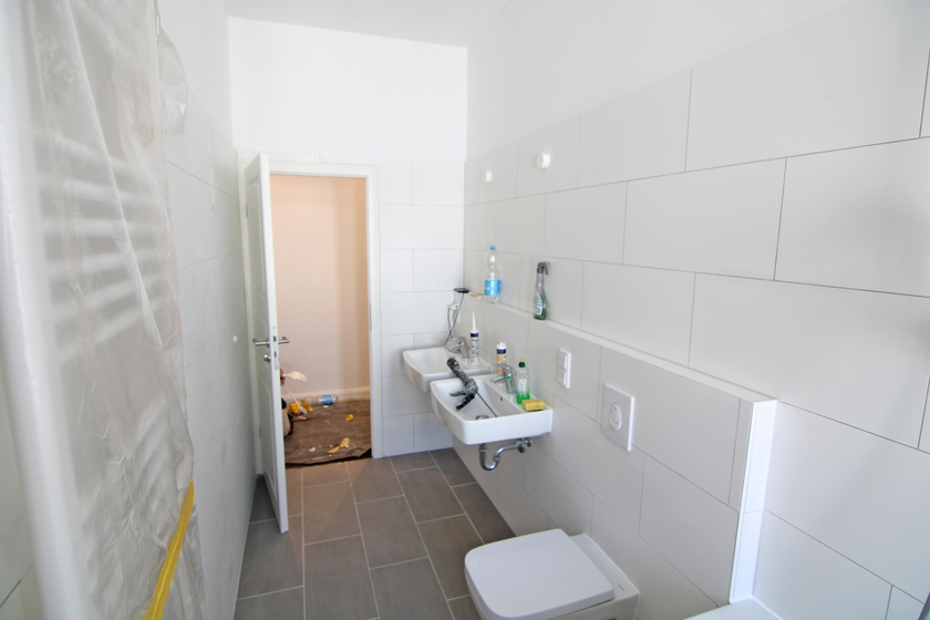 Neues Wannenbad mit Fenster