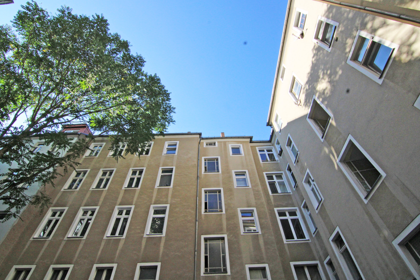 Liegenschaft/Hoffassade