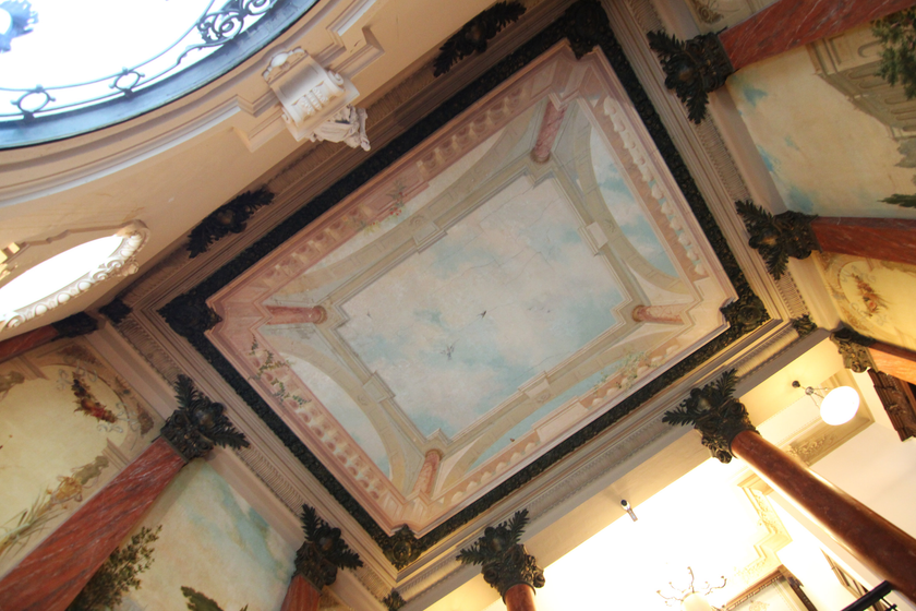 Herrschaftliche Eingangshalle