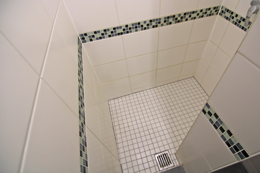 En-Suite-Duschbadezimmer