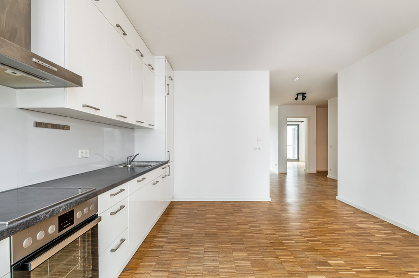 Küche mit EBK + Essplatz