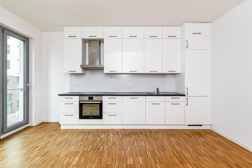 Küche mit EBK + Essplatz