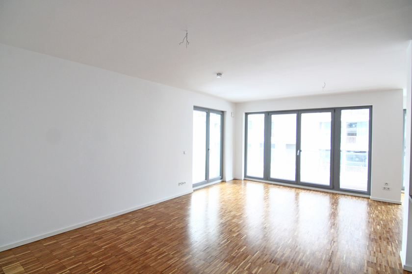 Geräumiges Wohnzimmer