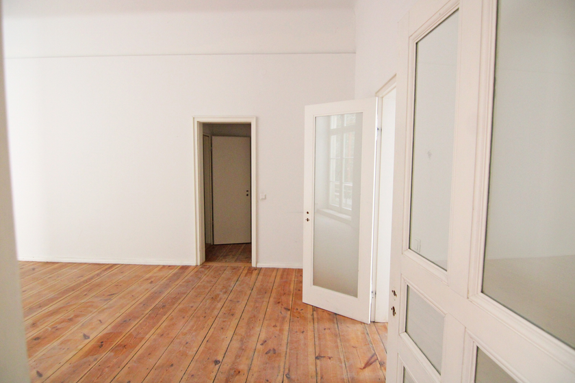 Größerer Nebenraum