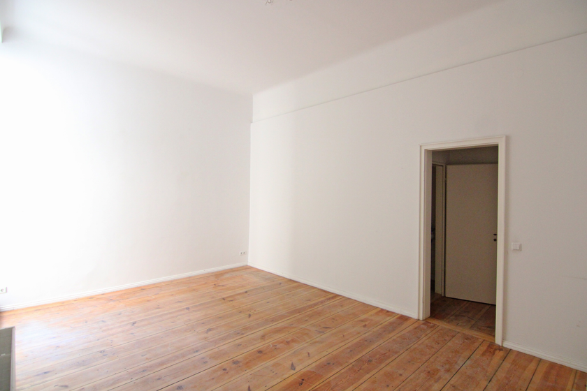 Größerer Nebenraum