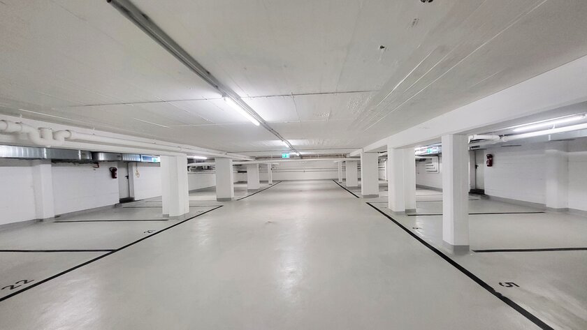 Neu sanierte Tiefgarage