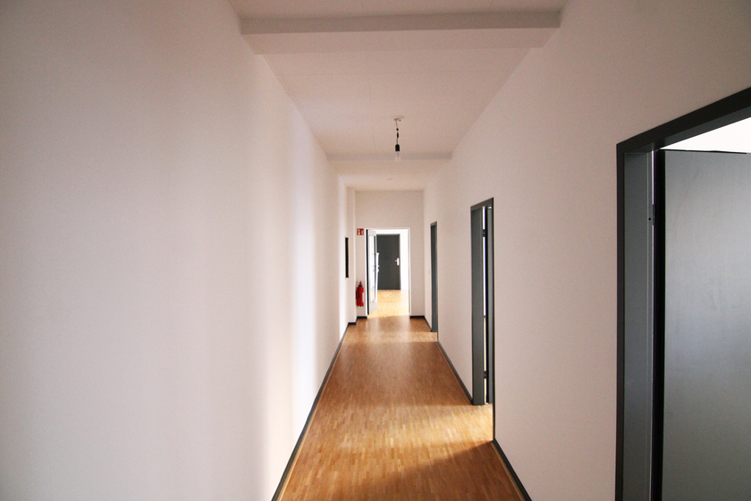 Hinterer Flur zu den Büros