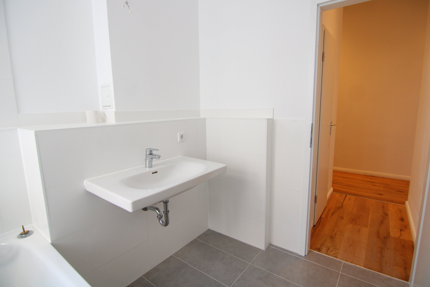 Wannenbad mit Fenster