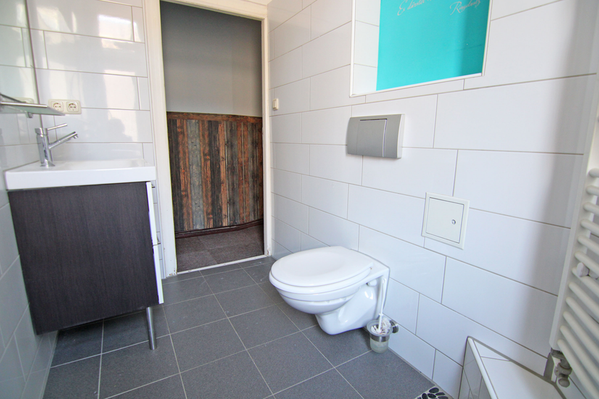 Badezimmer (1 von 2)