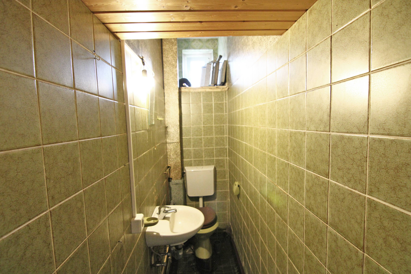 Einfaches, separates WC