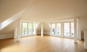 Sehr großes Wohnzimmer