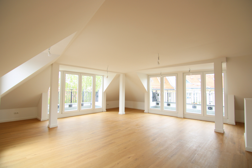 Sehr großes Wohnzimmer