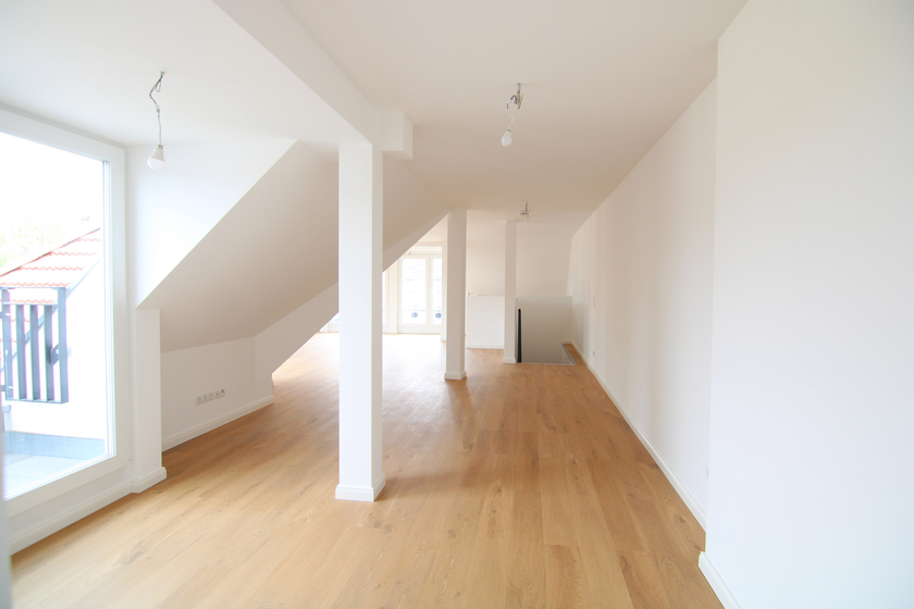 Sehr großes Wohnzimmer