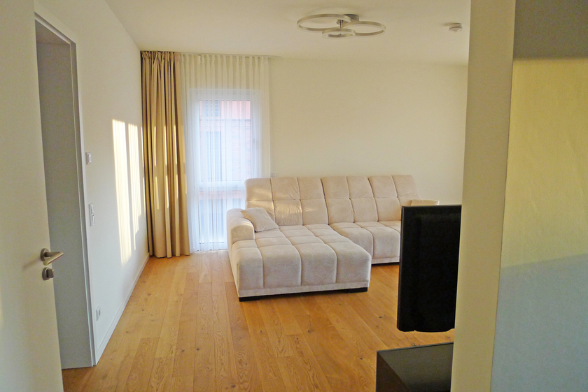 Blick zum Wohnzimmer