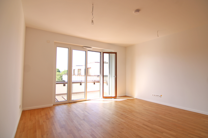 Tolles Wohnzimmer mit Balkon
