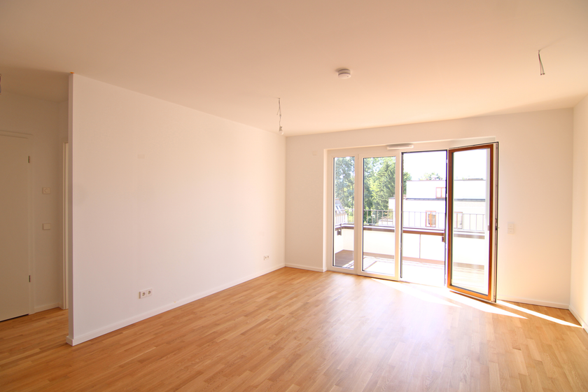 Tolles Wohnzimmer mit Balkon