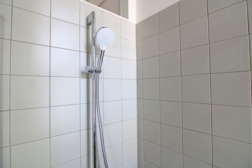 Neues Duschbad mit Fenster