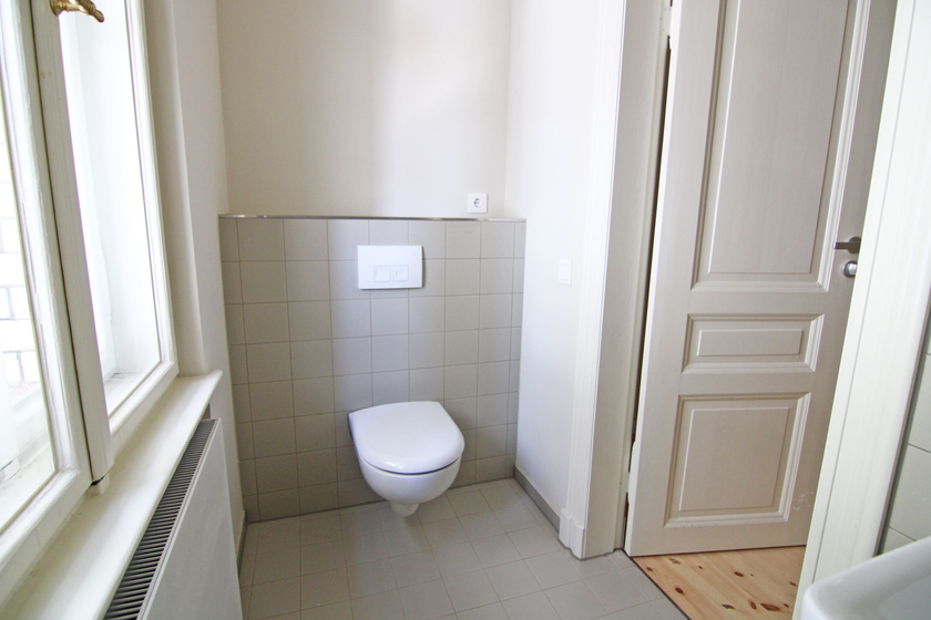 Neues Duschbad mit Fenster