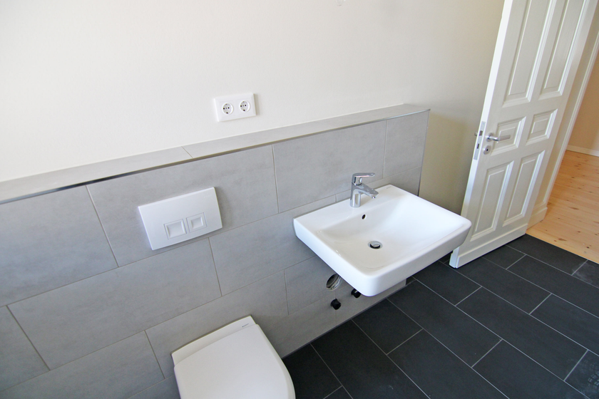 Neues Duschbad mit Fenster