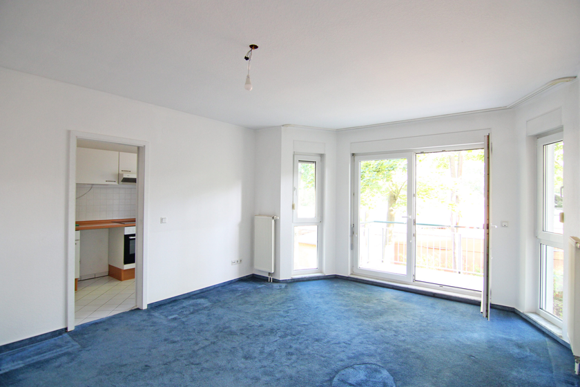 Geräumiges, helles Wohnzimmer