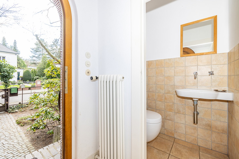 Eingangsbereich/Gäste-WC