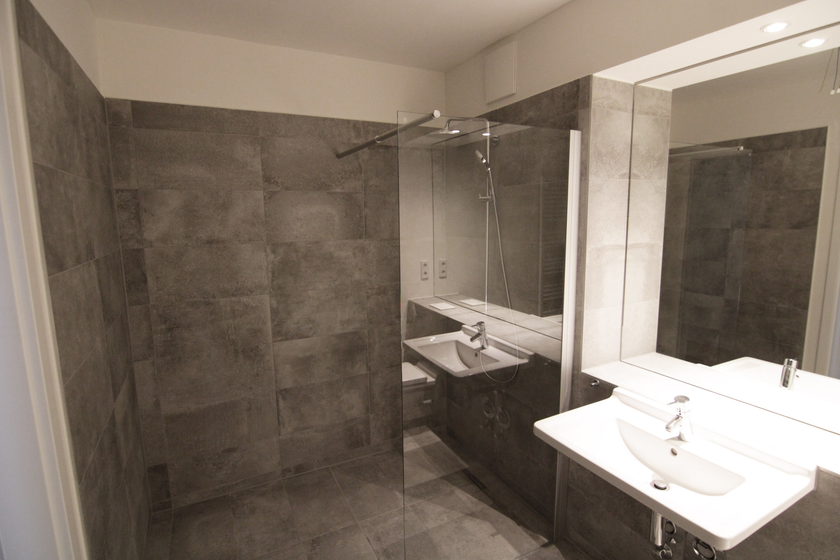 Elegantes Komfort-Bad