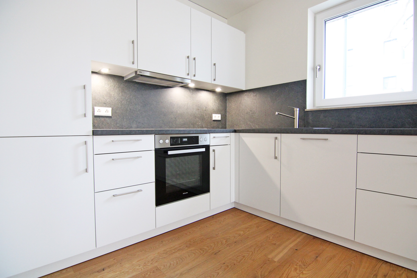 Küche mit toller EBK