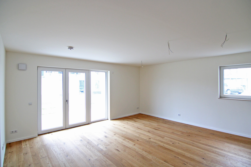 Geräumiges Wohnzimmer